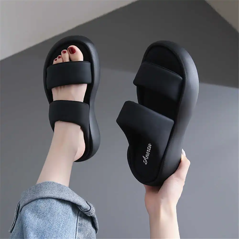 Size 39 Strips Summer Shoes Sa - огляд і ціна Pilates Yoga Go