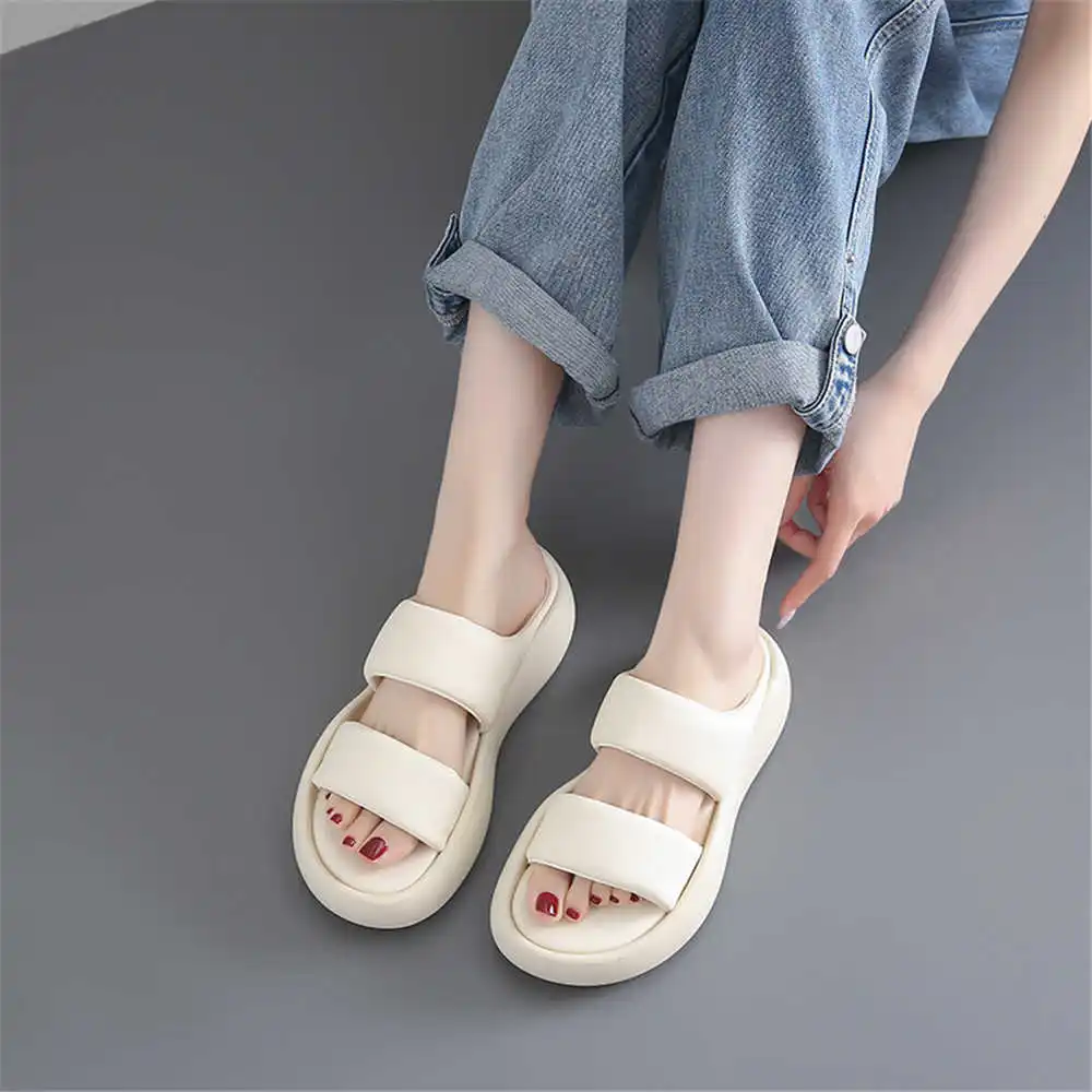 Size 39 Strips Summer Shoes Sa - огляд і ціна Pilates Yoga Go